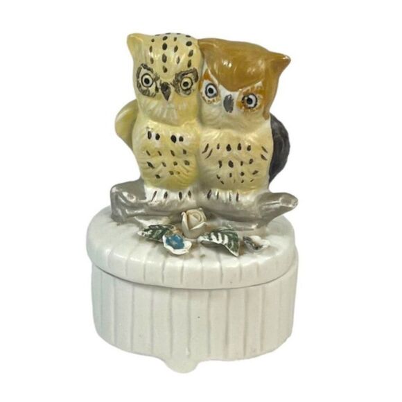 Vintage Owl Couple Ceramic Trinket Box Japan Ring Holder Dresser Box 4" - Picture 1 of 8